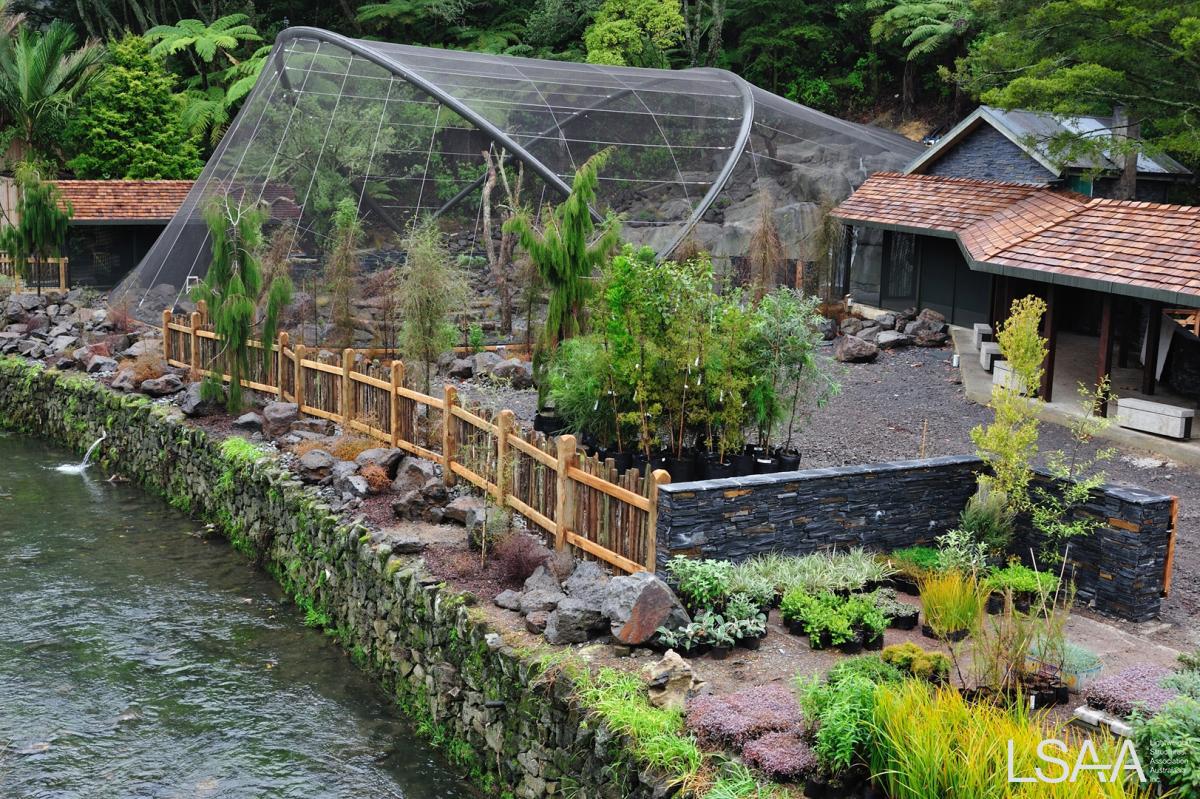 Auckland Zoo Aviaries